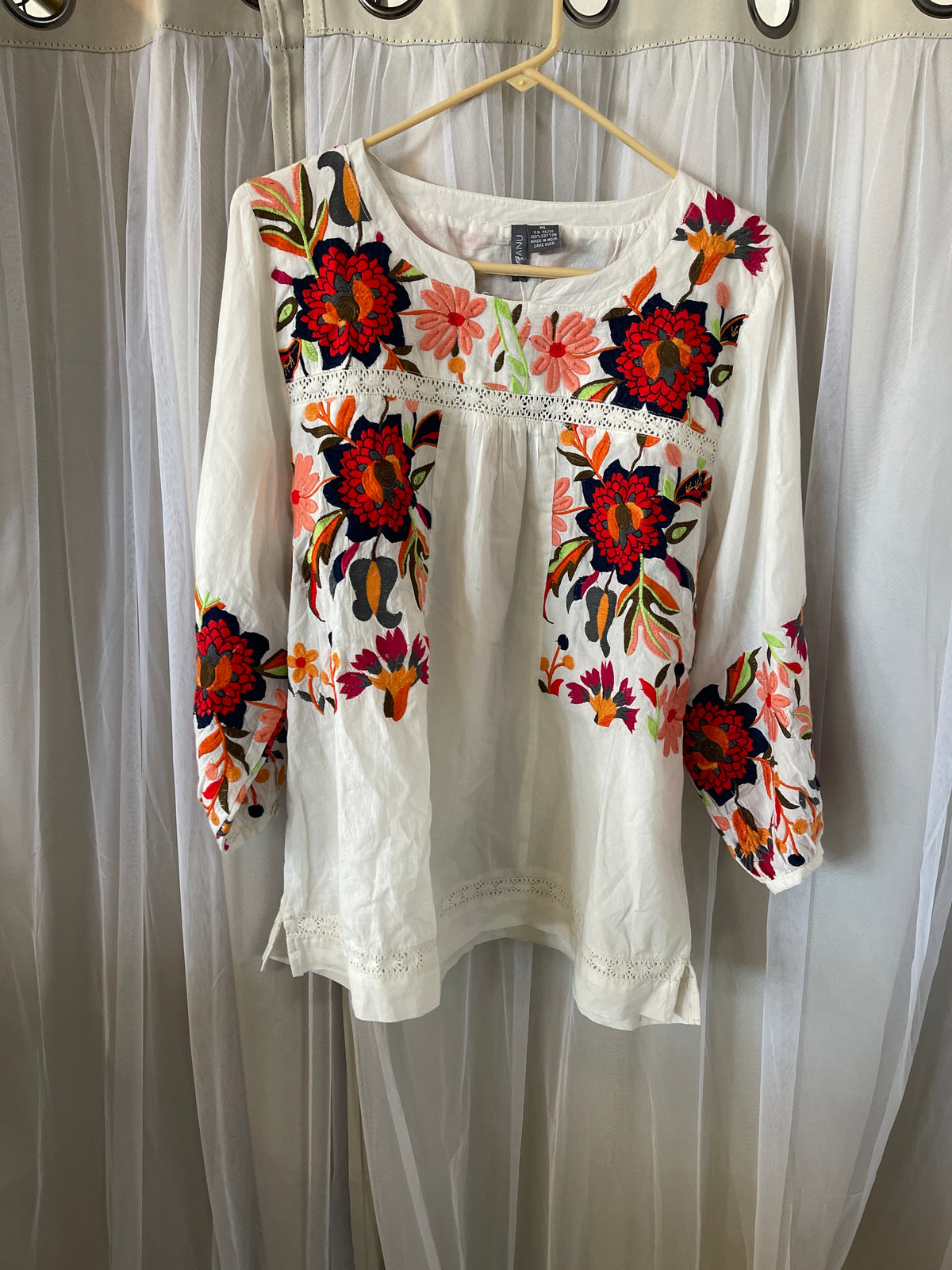 Anu Embellished Long Sleeve Blouse new with tags
