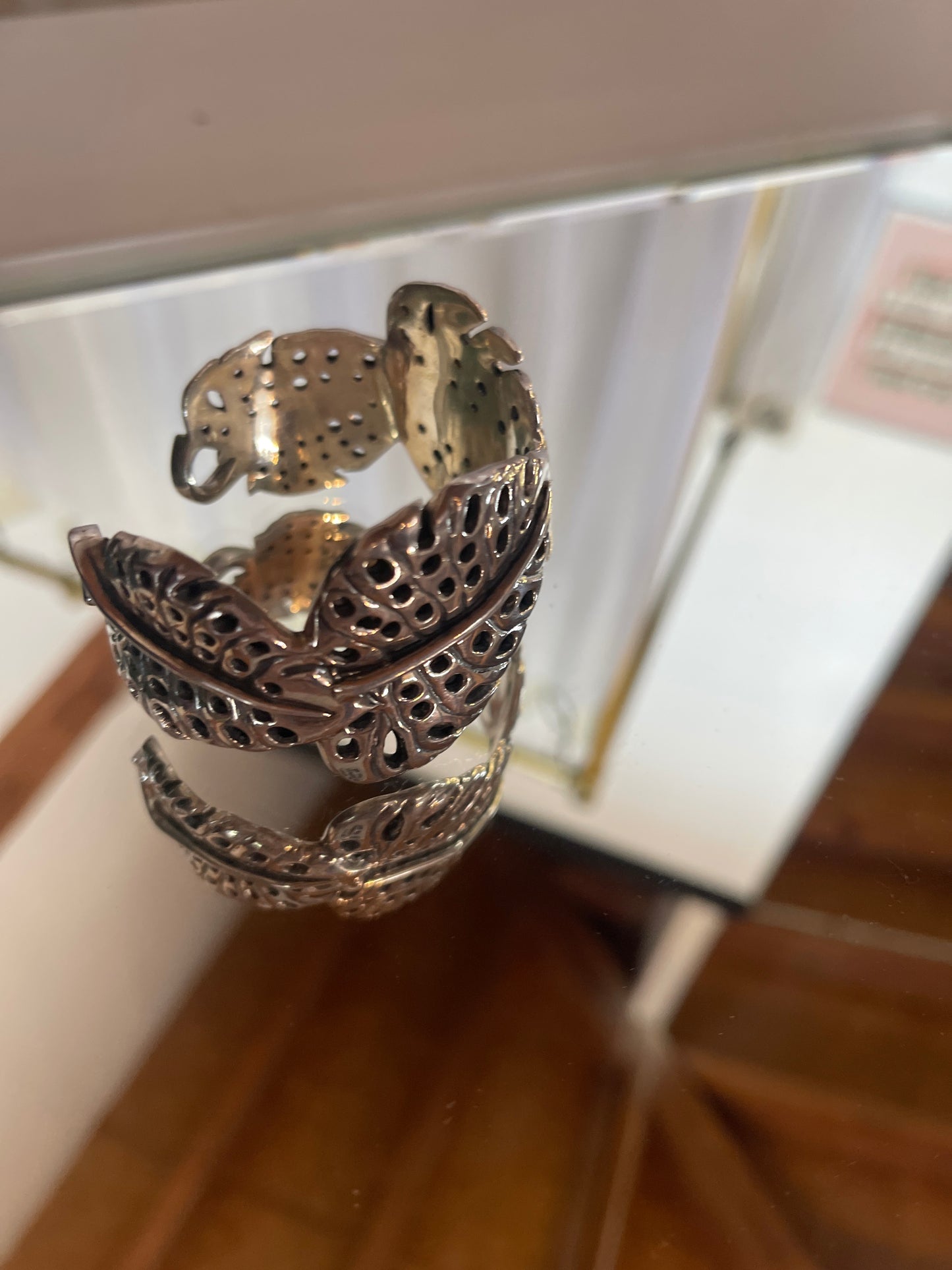 Paradisus Monstera Cuff