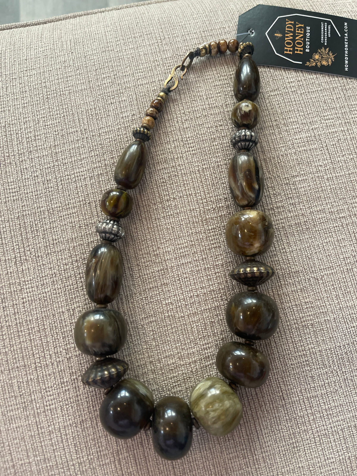 Chunky statement necklace made in India