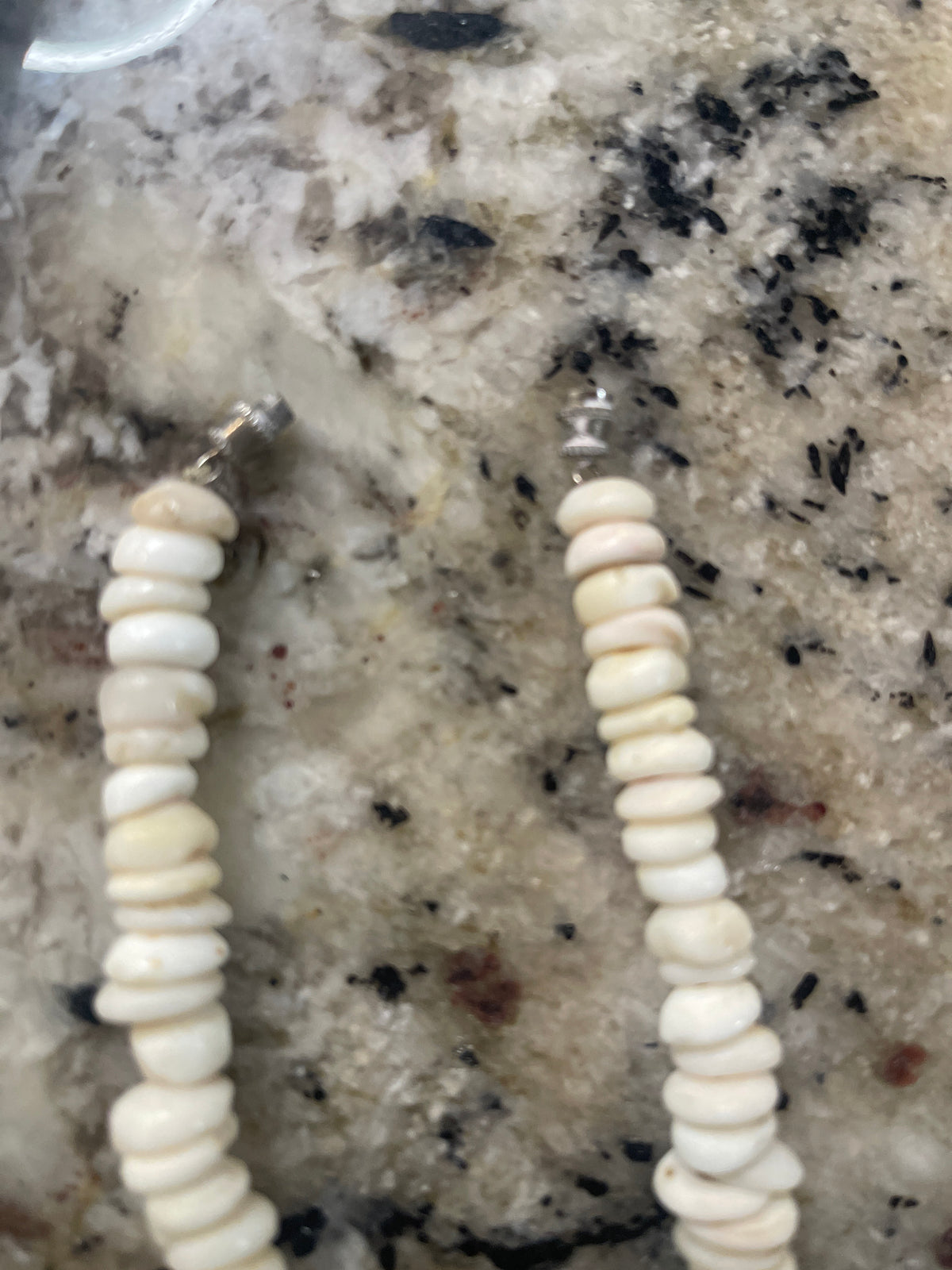 Vintage Graduated Puka Shell Necklace Hawaiian Surfer Choker