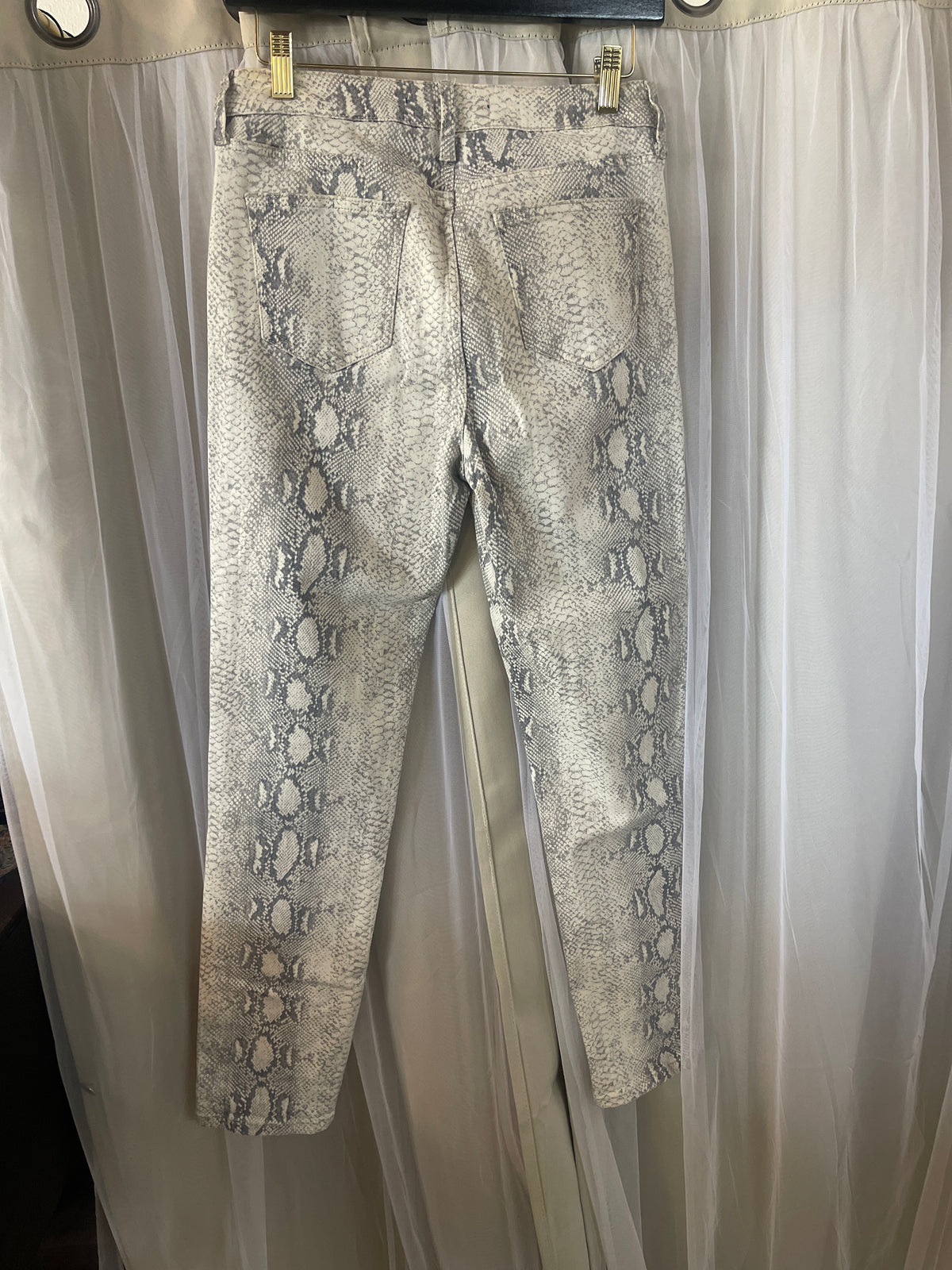 Joe's Jeans Women's Cream and Grey Jeans