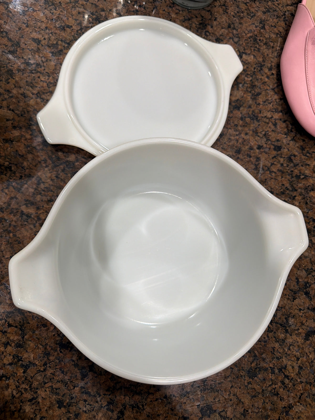 Vintage Pyrex "Homestead" Pattern Casserole Dishes from