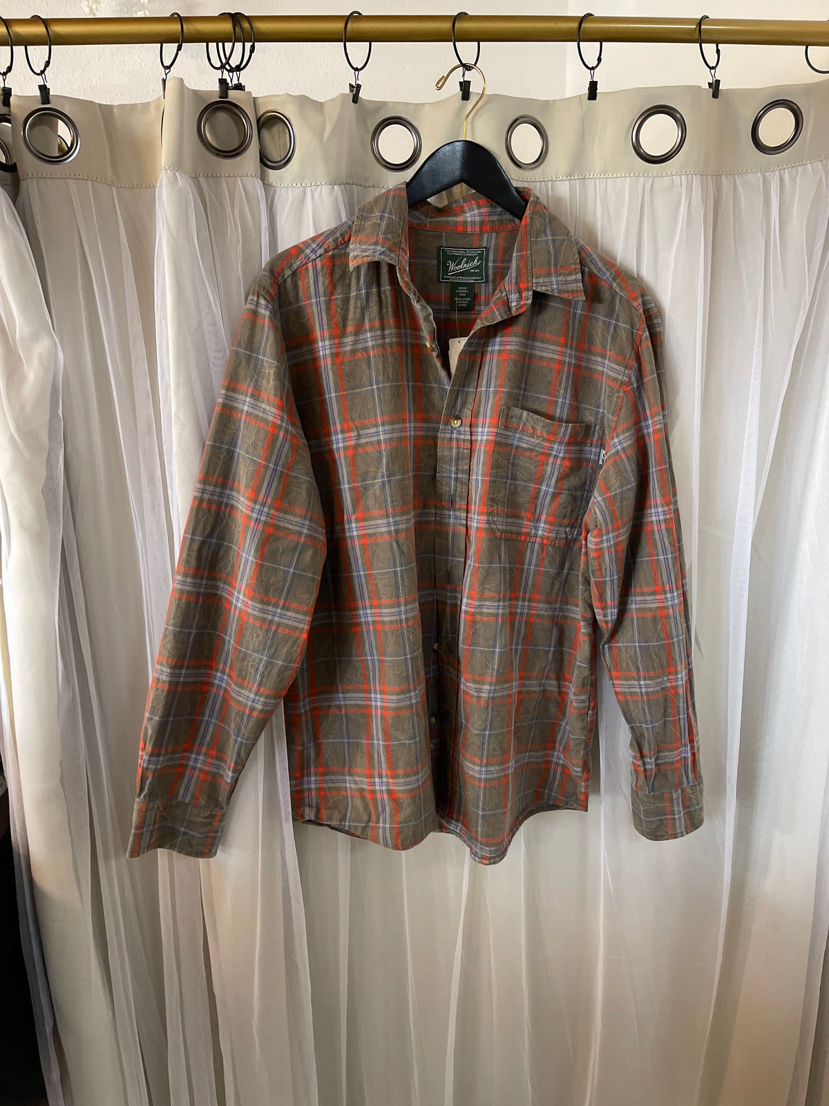 vintage Woolrich long-sleeve fbutton-down shirt