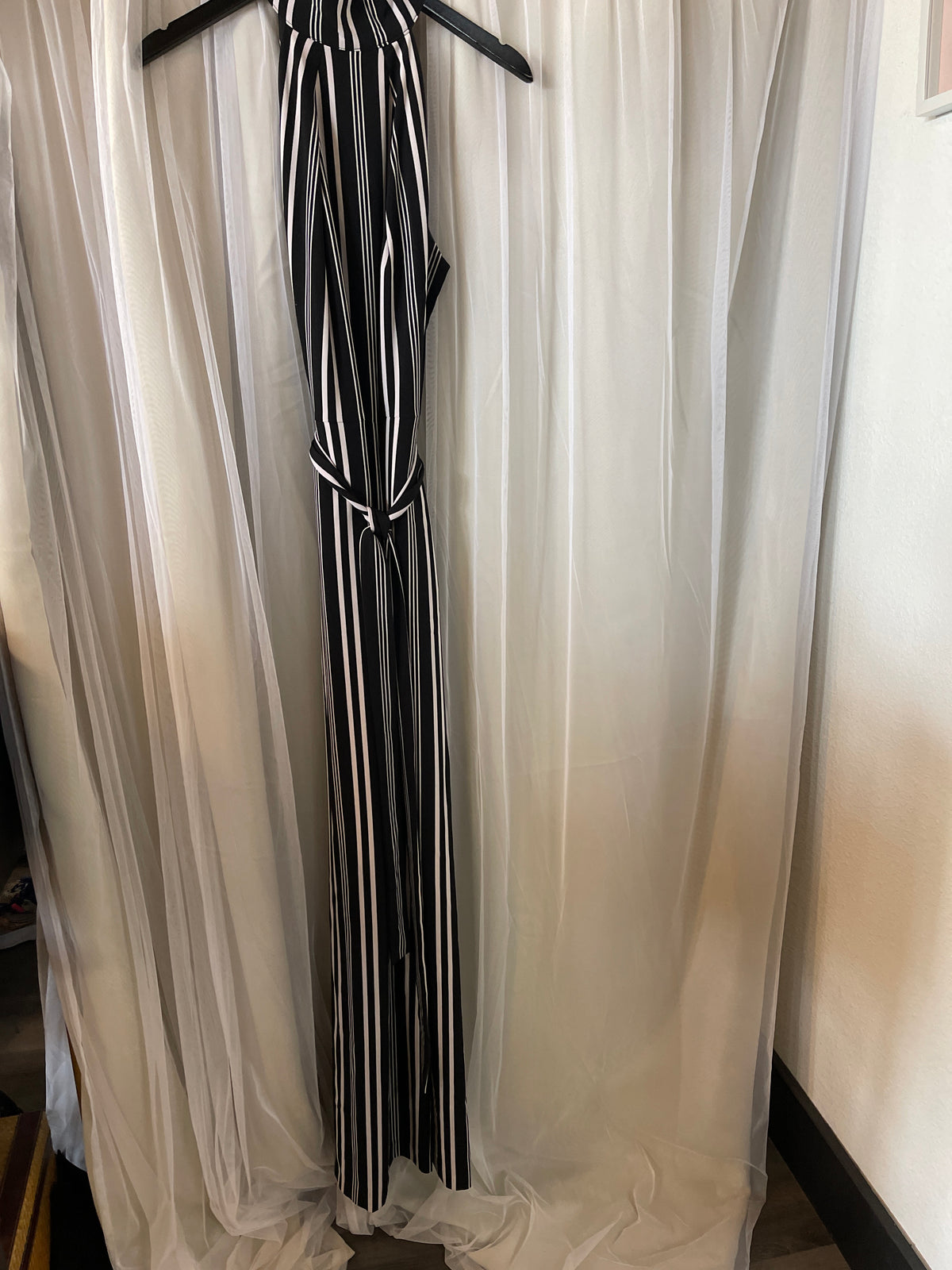 New York & company jump suit