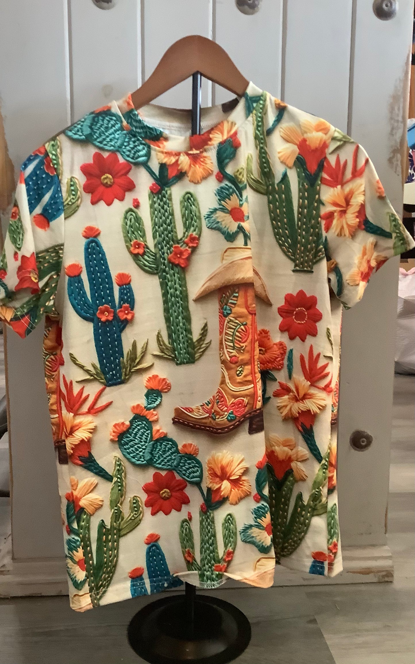 Women’s cactus t-shirt