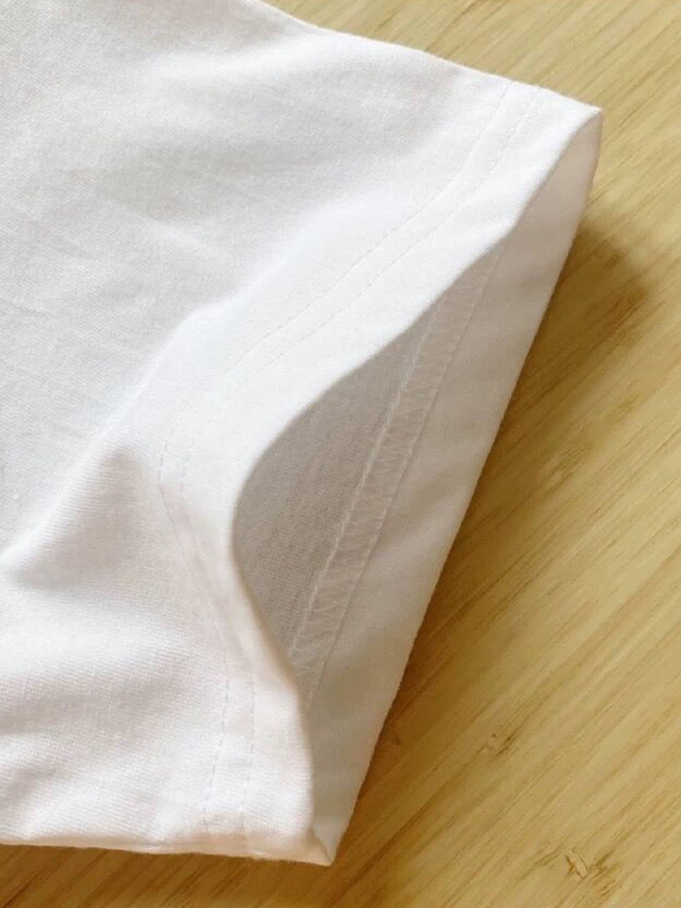 ESPRESSO MARTINI Essential Versatile Graphic t-shirt: White