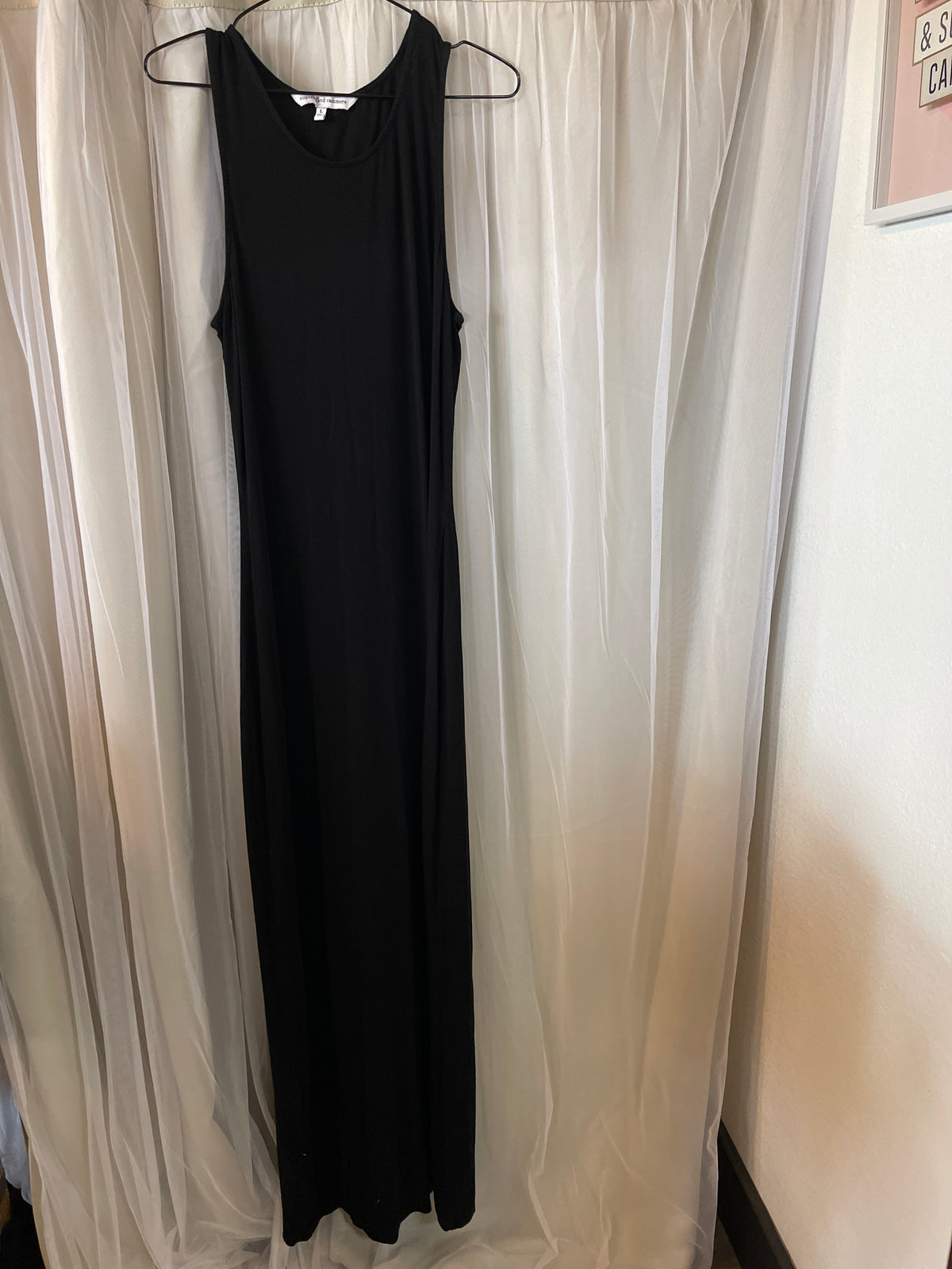 Cupcakes and Cashmere black sleeveless maxi dress
