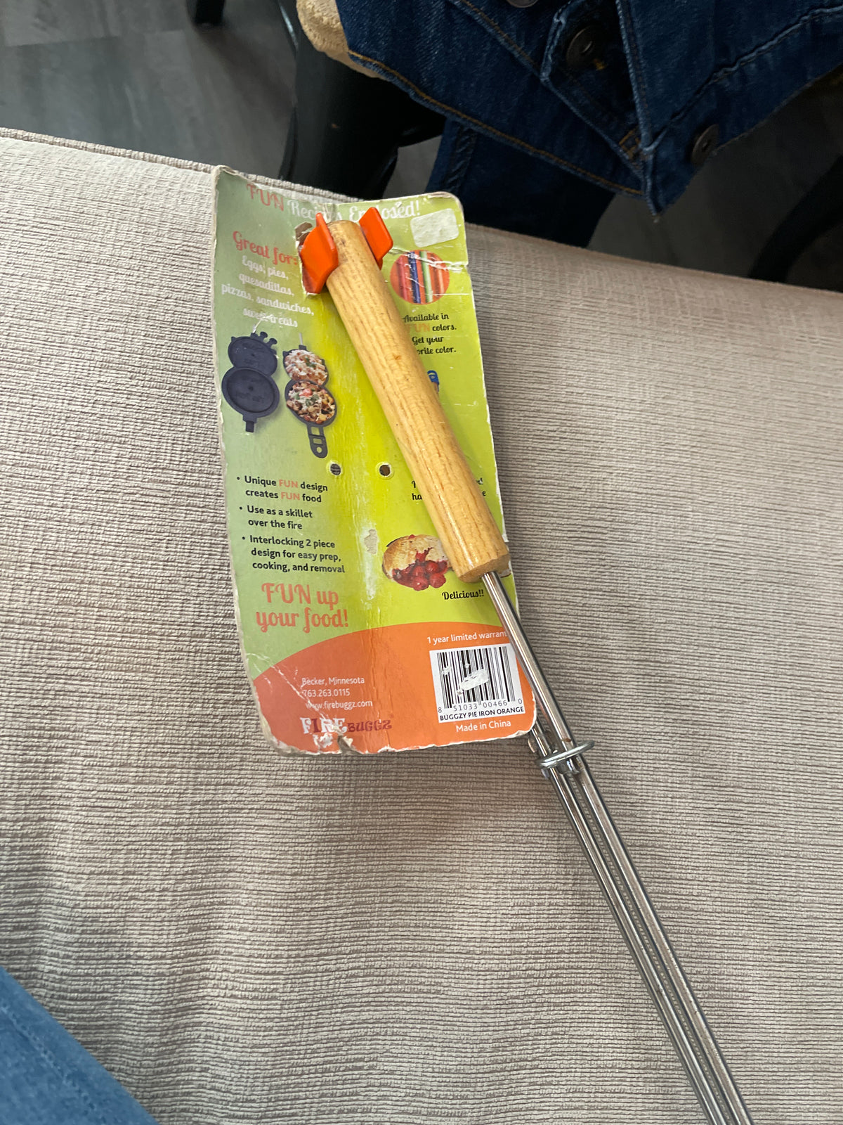Fire use Buggzy pie iron