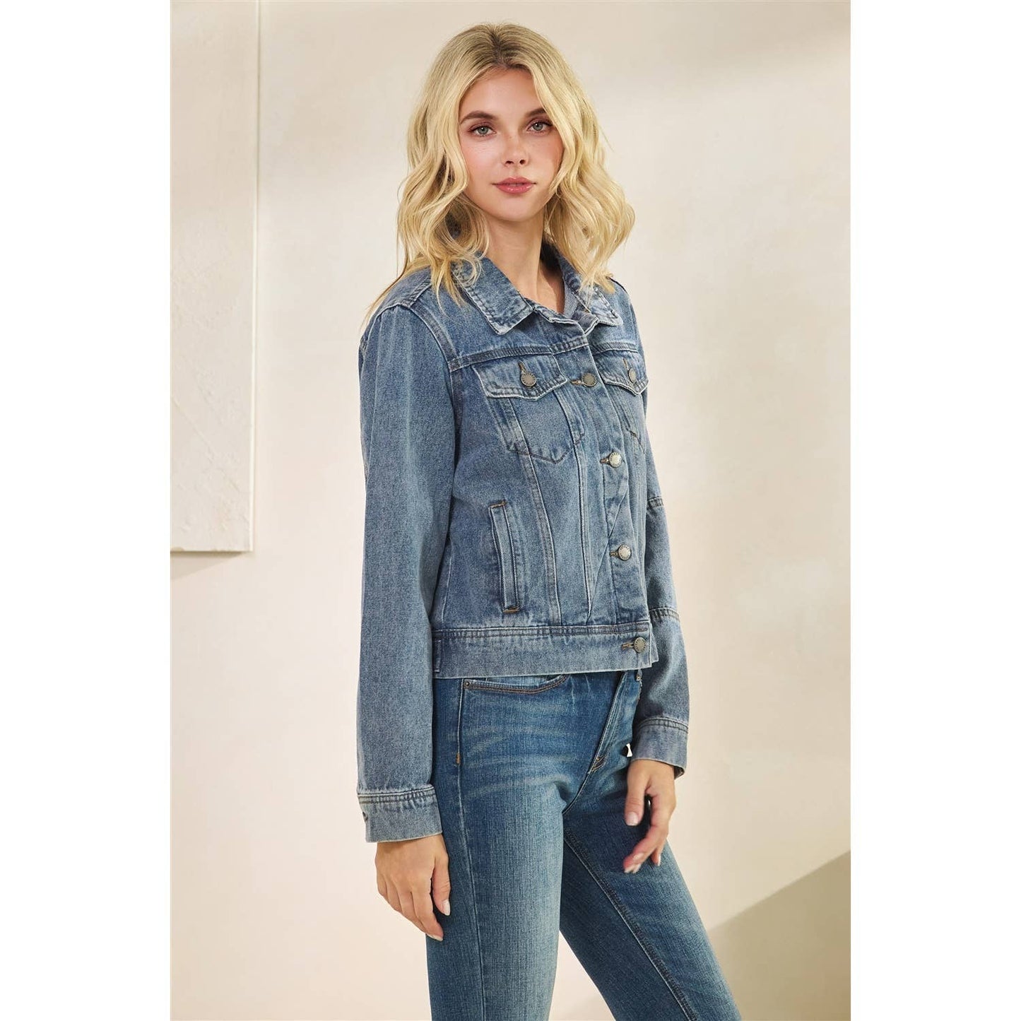 Fitted Denim Jacket with Back Tiger Patch Print: Med Wash