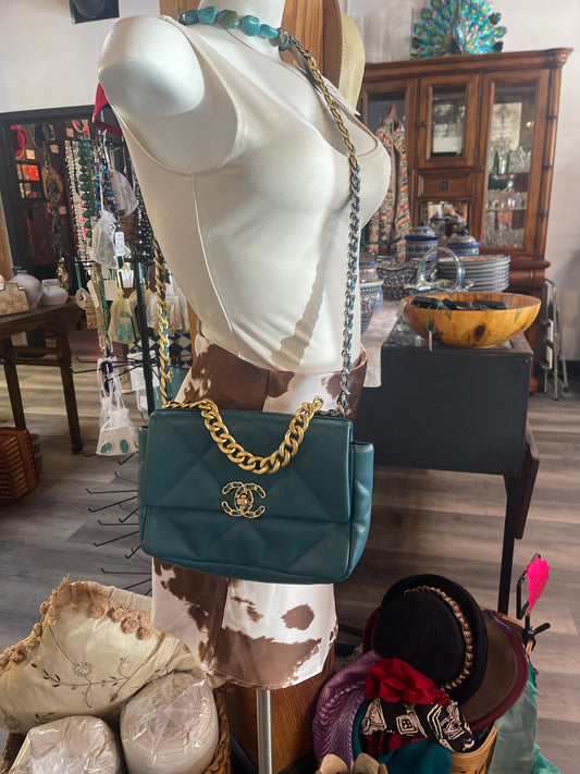 Lambskin Quilted Medium turquois