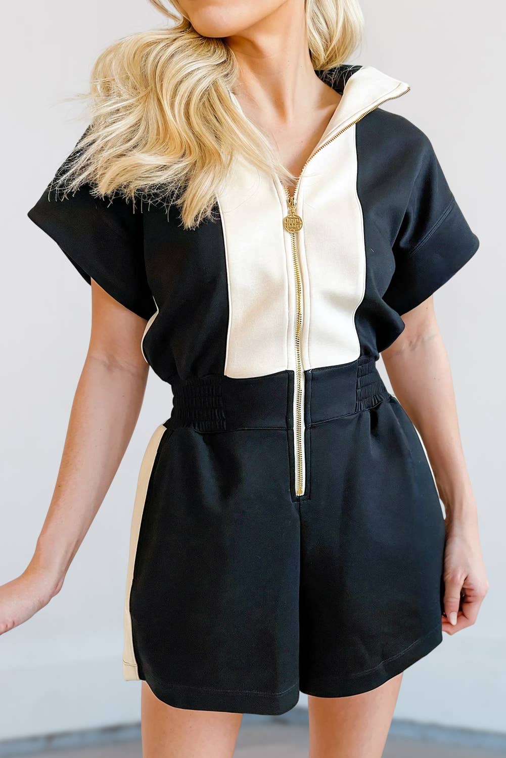 Contrast Collar Zip Front Romper
