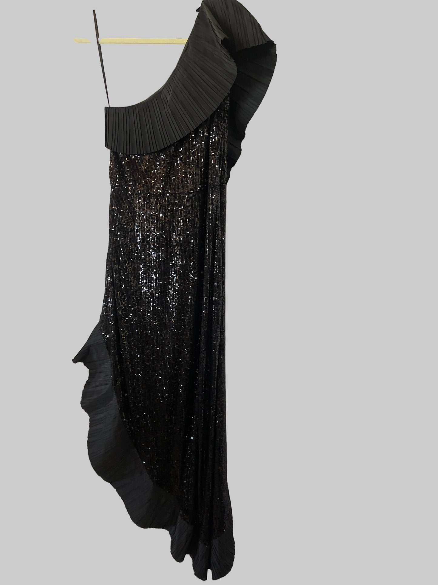 The Mercer Sequin | Black Pleated Ruffle Gown - One 33 Social