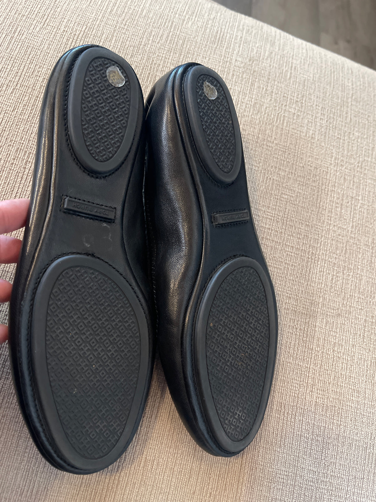 Black leather Tory Burch Minnie Travel Ballet Flats size 8