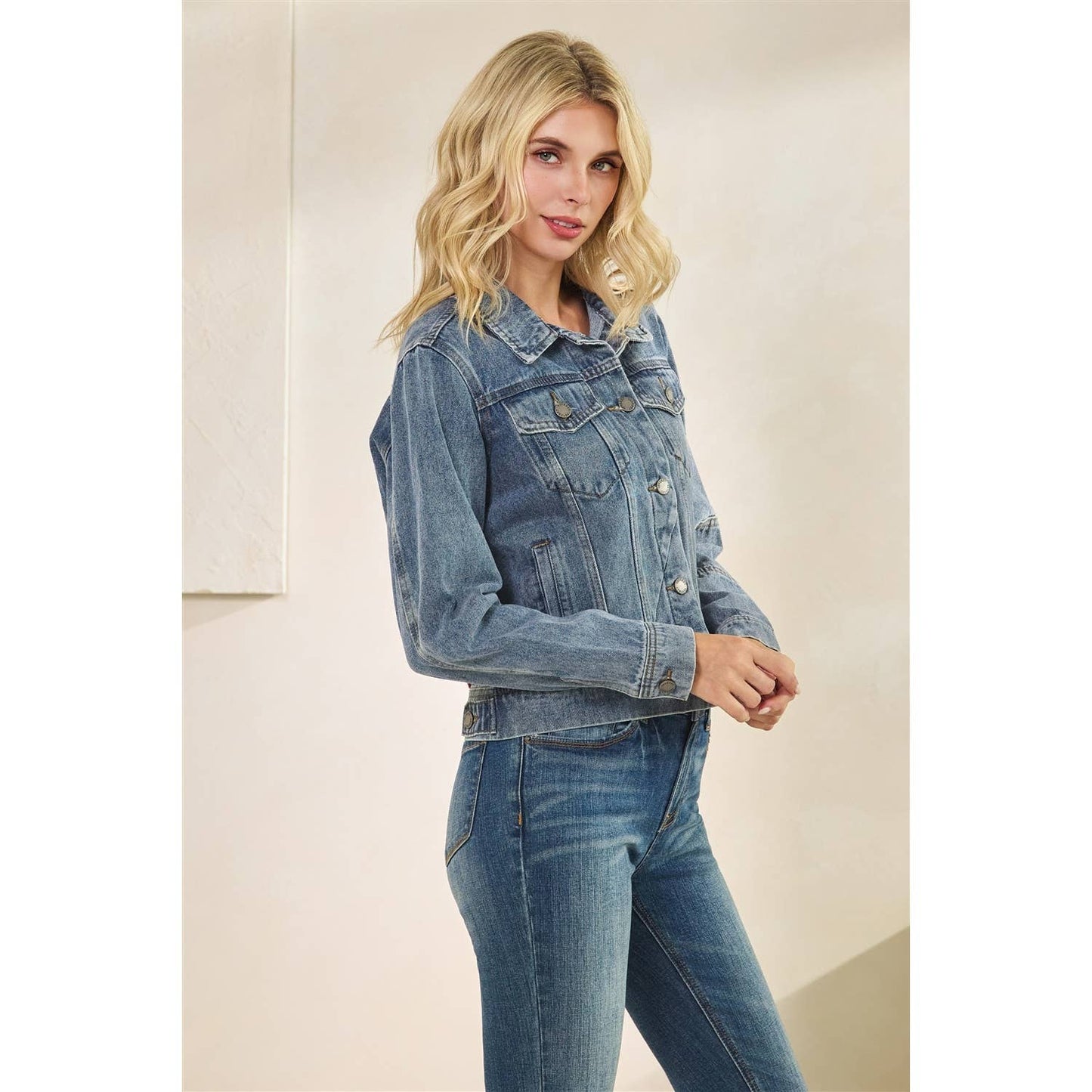 Fitted Denim Jacket with Back Tiger Patch Print: Med Wash