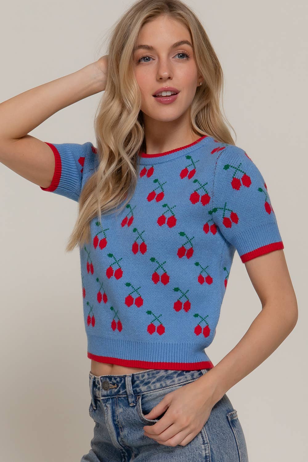 Short Sleeve Contrasting Edge Line Cherry Pattern Sweater