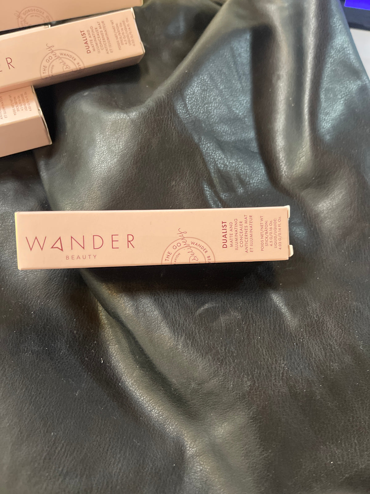 Wander Beauty Dualist Matte and Illuminating Concealer.