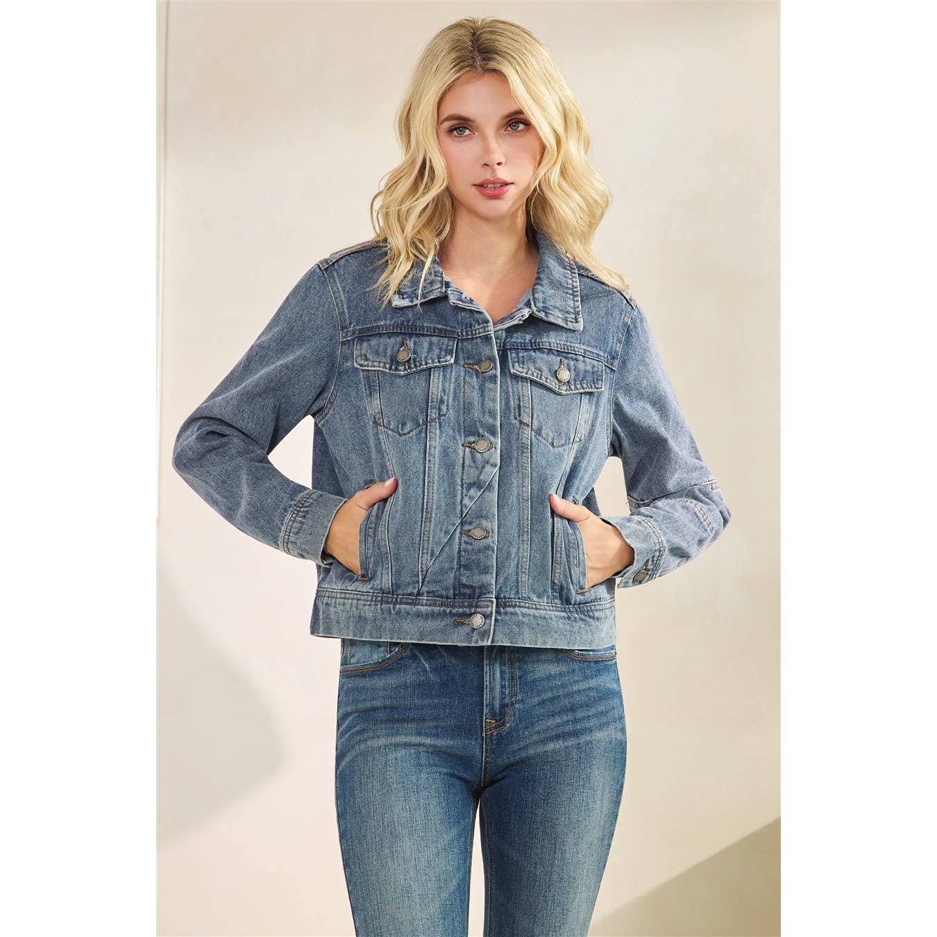 Fitted Denim Jacket with Back Tiger Patch Print: Med Wash