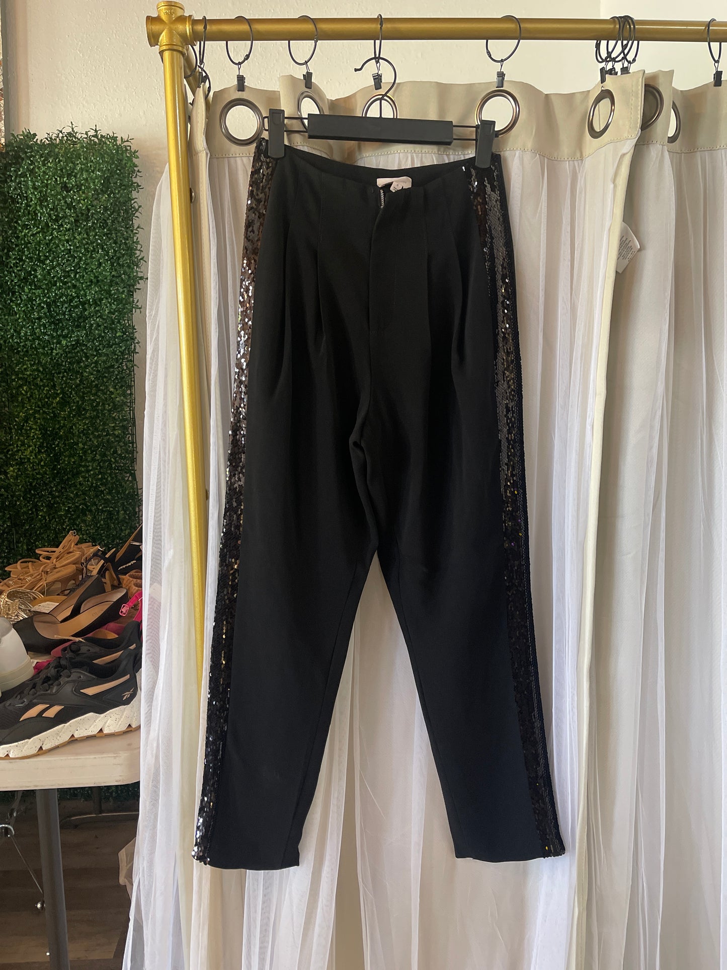 Cinq á Sept Sequin pant