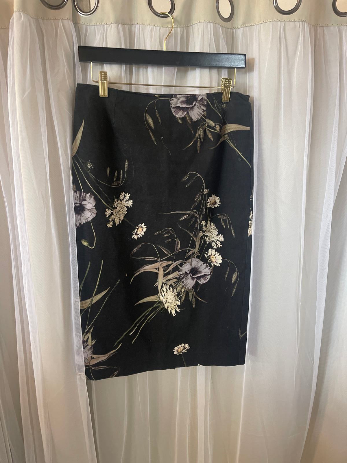 Antonio Melani floral pencil skirt
