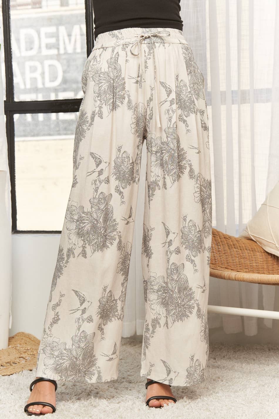 ABSTRACT WIDE LEG PANTS: BLACK