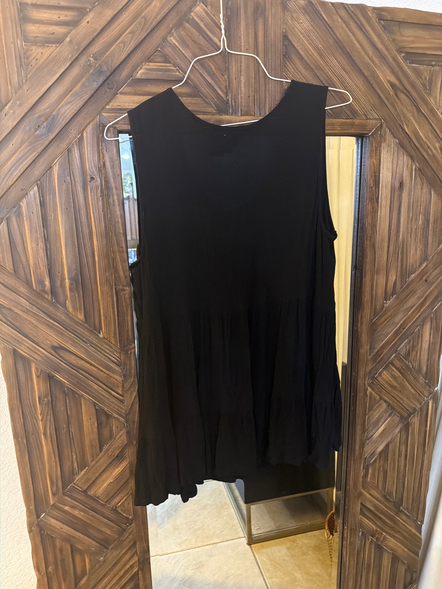 Karen Kane plus-size sleeveless embroidered top