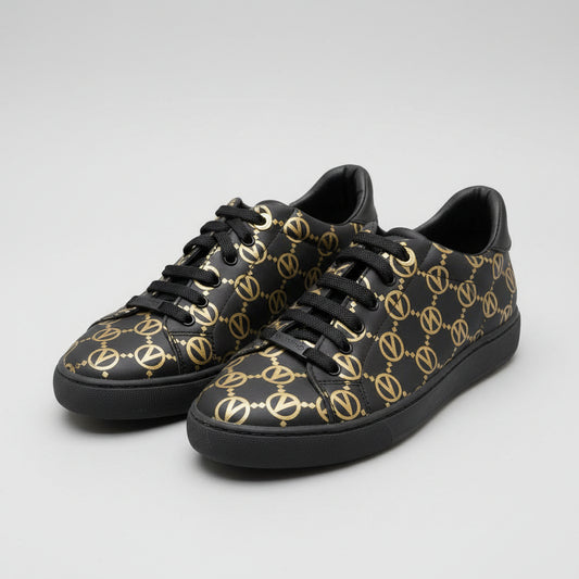 Valentino tennis shoe