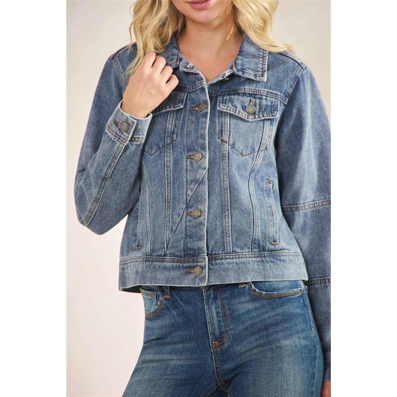 Fitted Denim Jacket with Back Tiger Patch Print: Med Wash