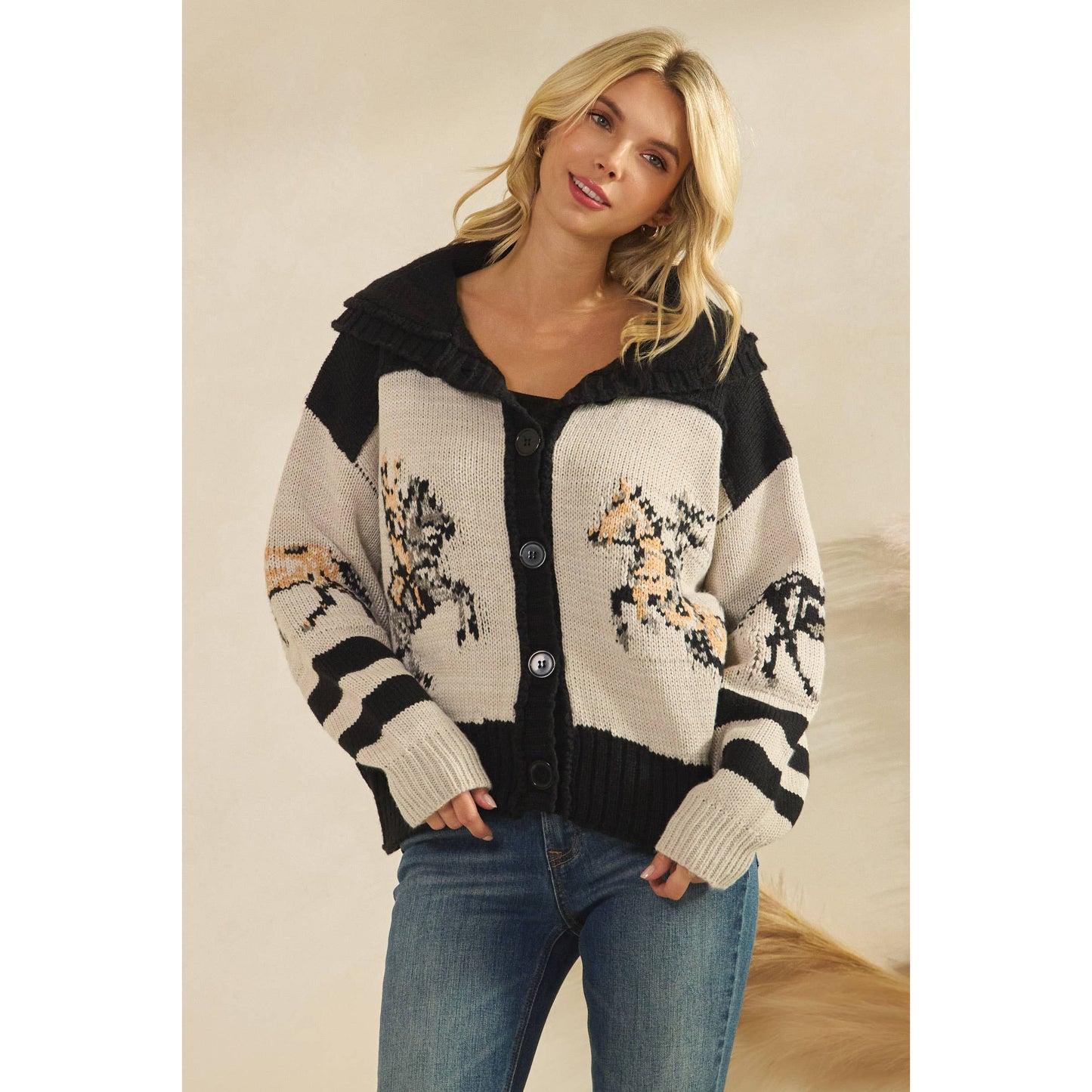 Sweater with Horse Print: Black / L