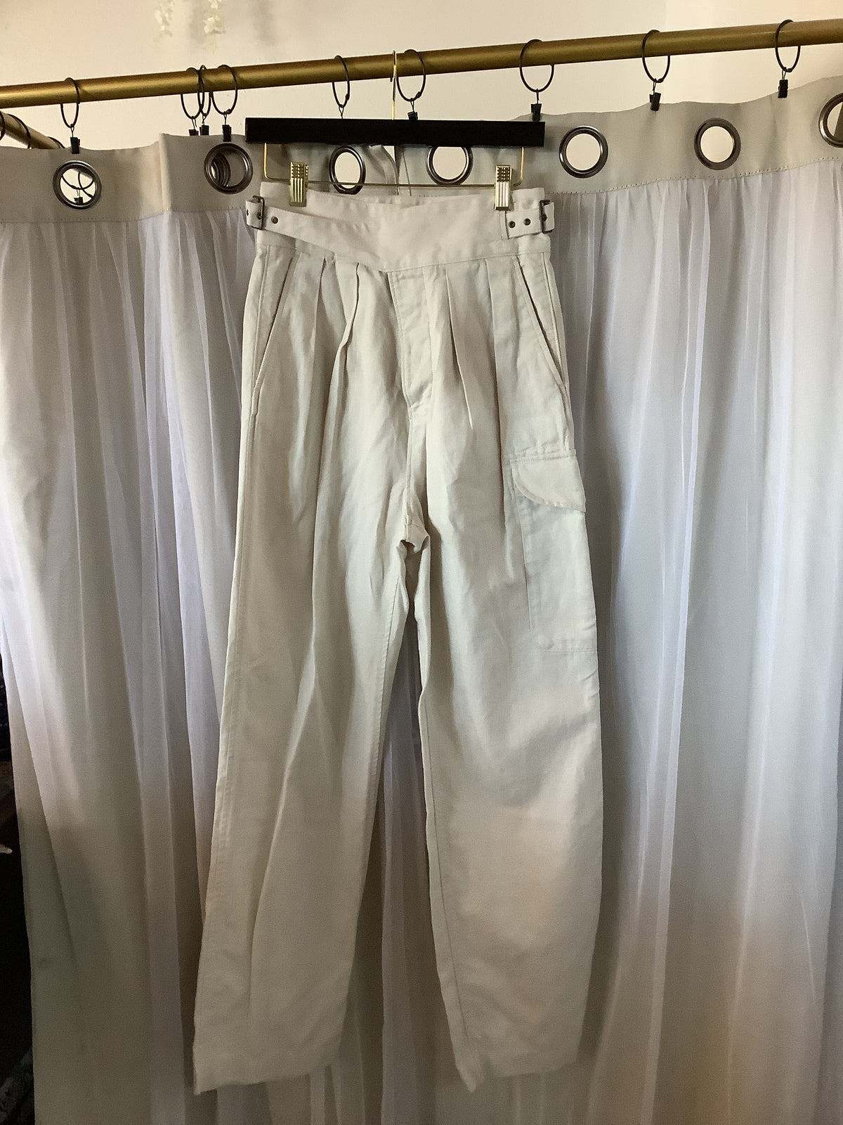 Banana Republic Pleated Buckle Cargo Pants