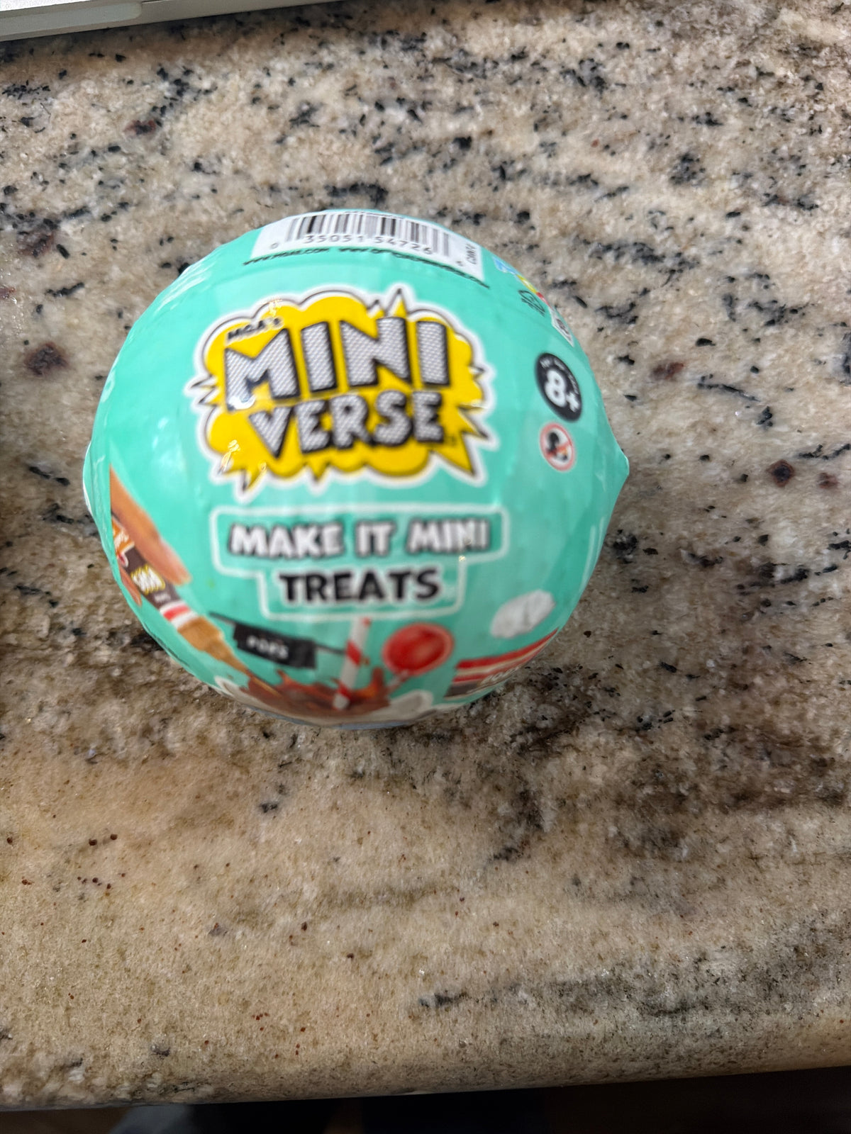 Mini verse mini treats