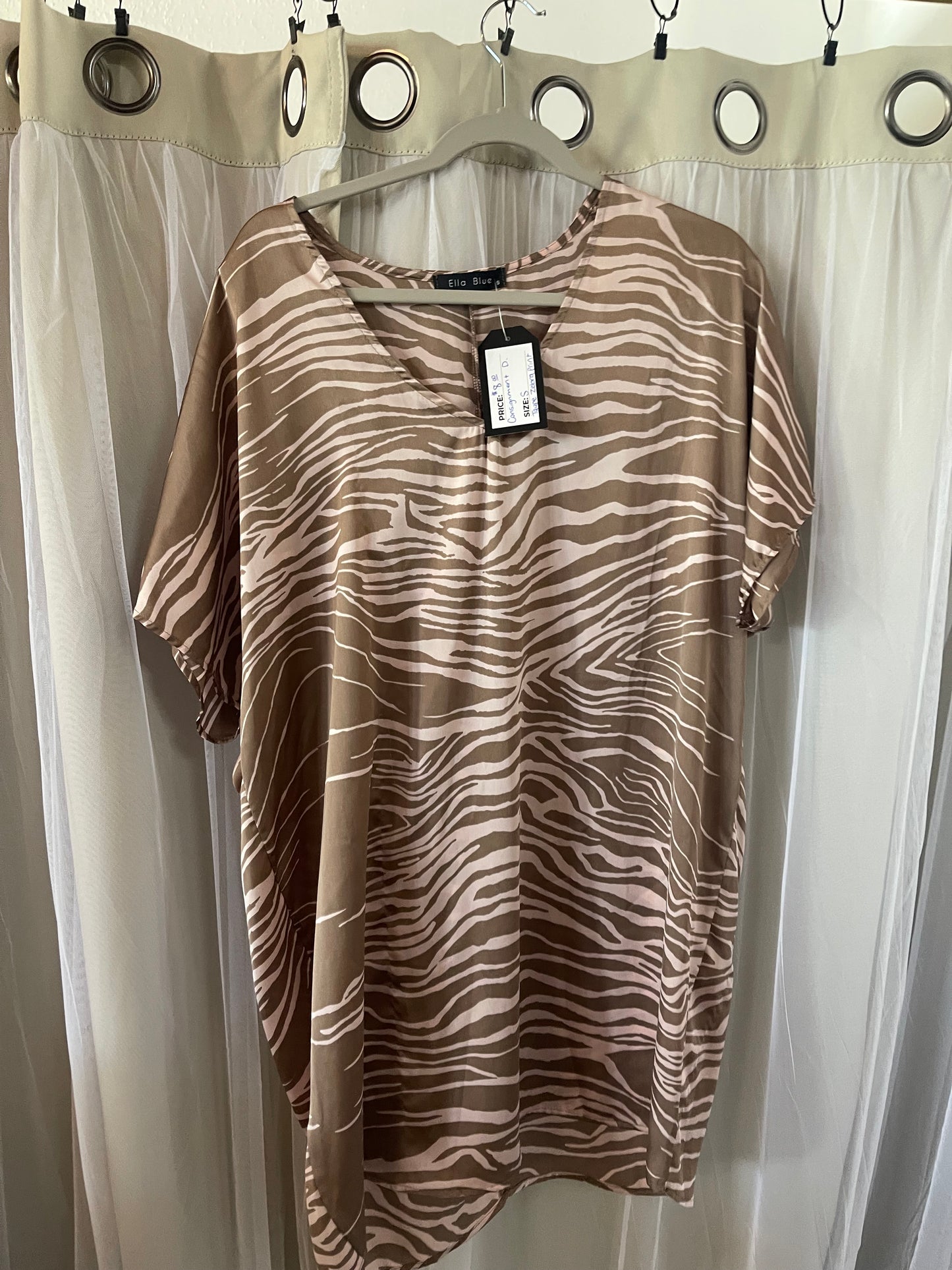 Tube zebra print