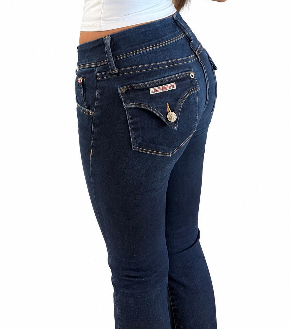 ￼Hudson “Beth” Baby Bootcut Jeans