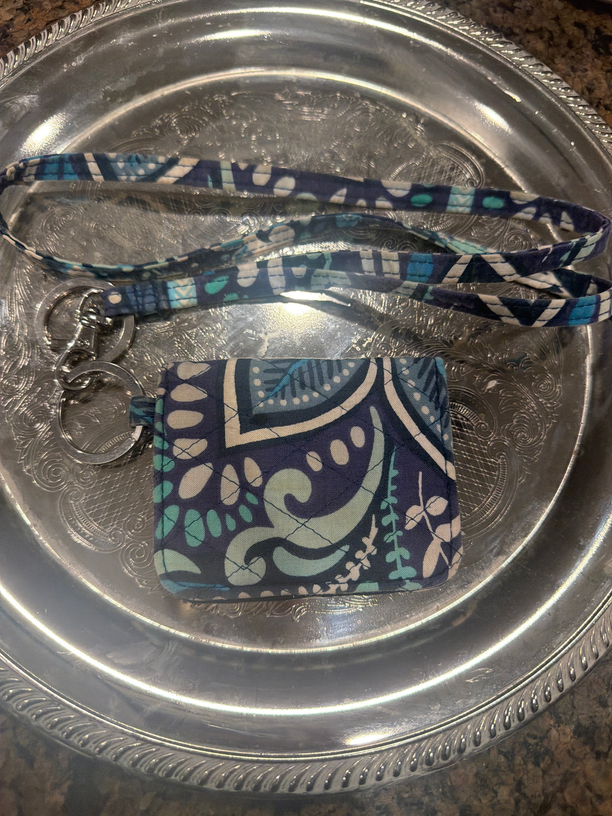 Vera Bradley Zip ID Case paired with a matching lanyard.