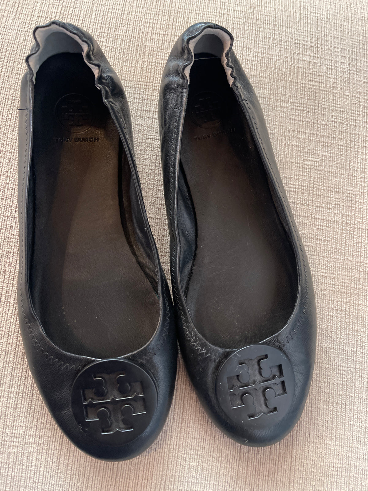 Black leather Tory Burch Minnie Travel Ballet Flats size 8