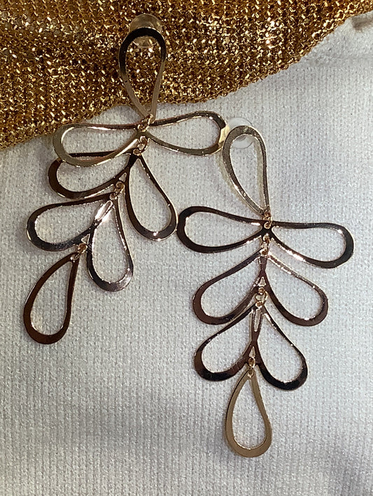 Flower shape tasseled