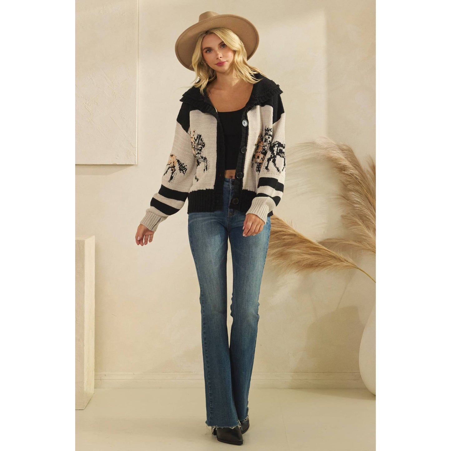 Sweater with Horse Print: Black / M