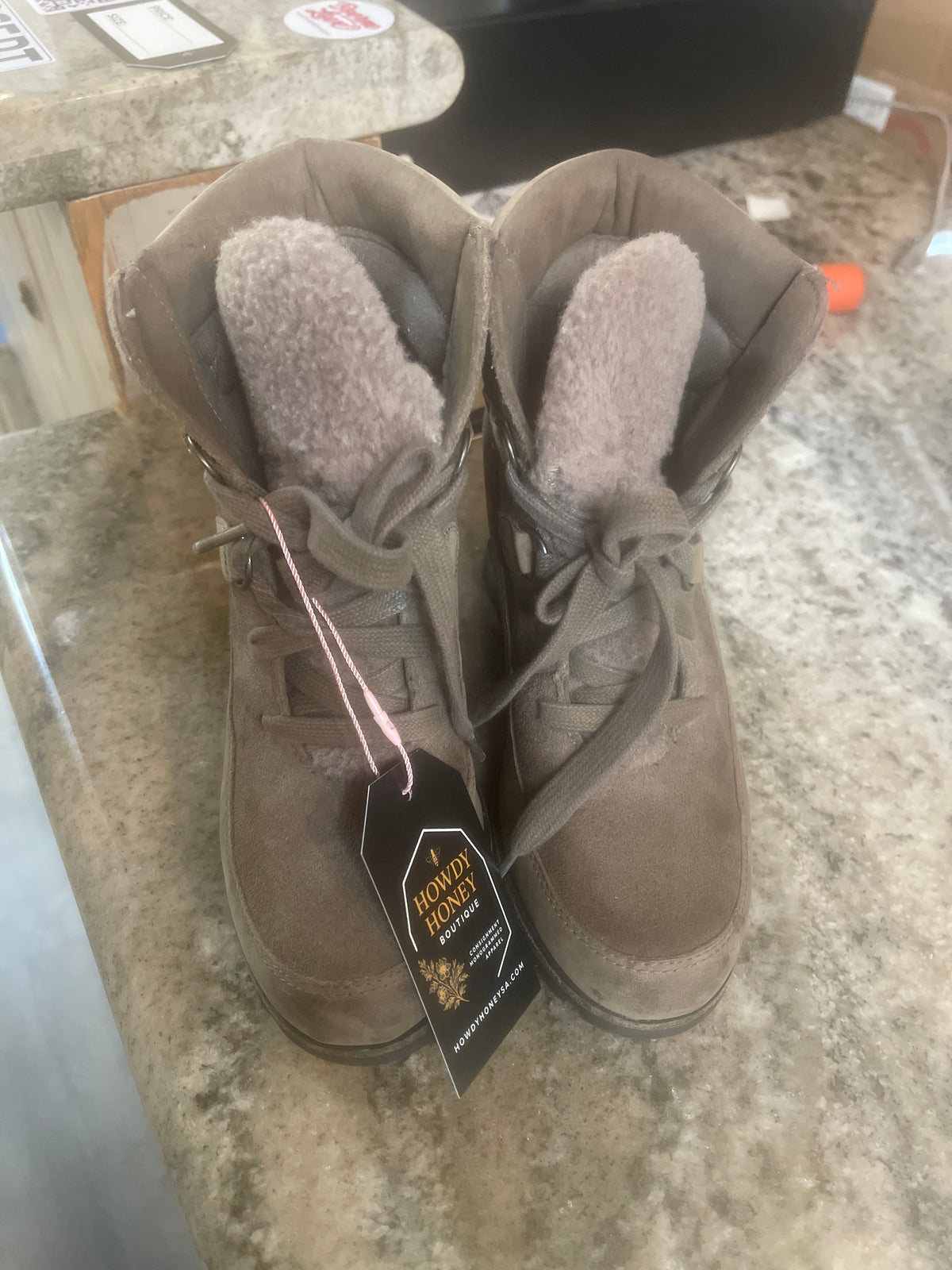 UGG Valory lace up mole waterproof