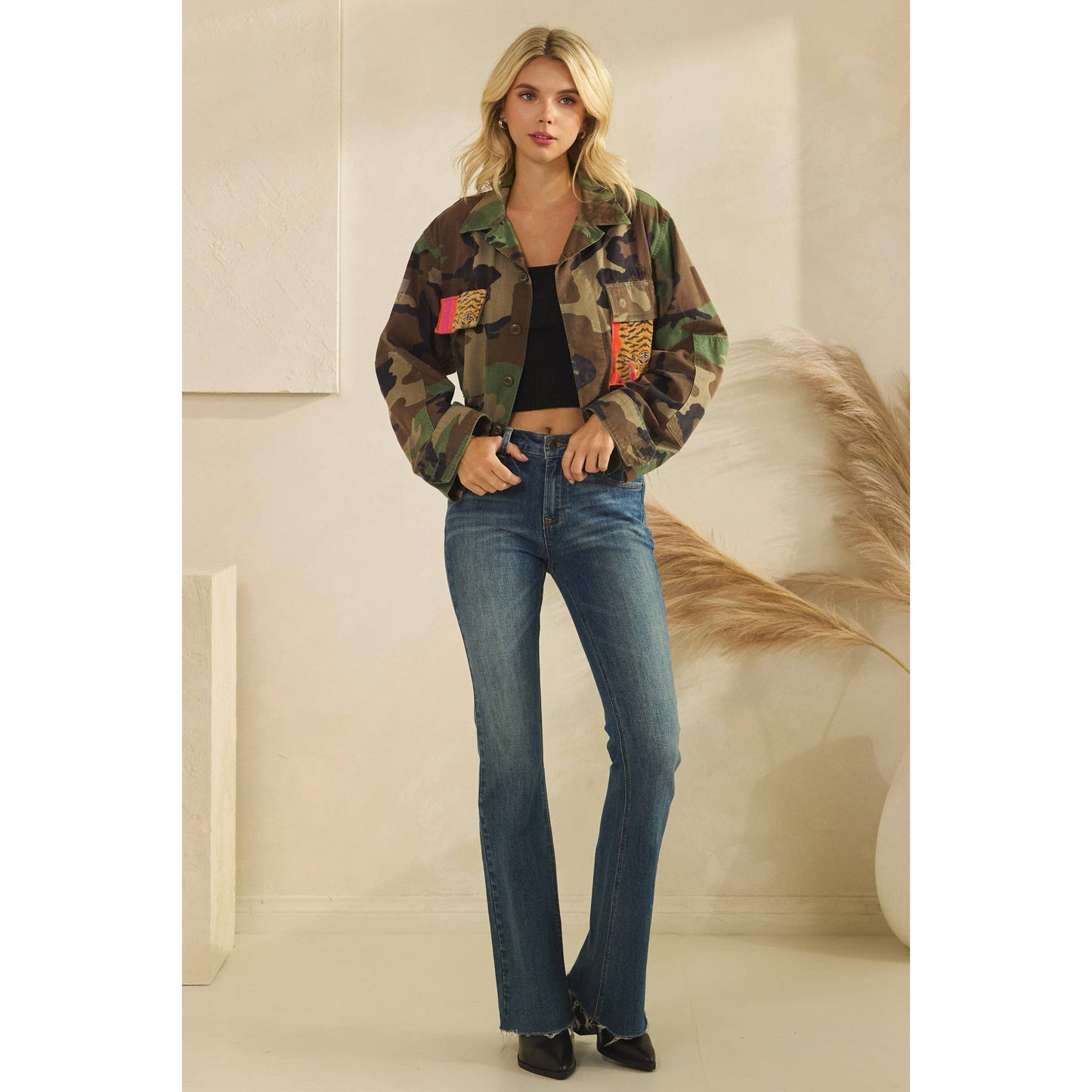 Camo jacket with Tiger Print contrast: Camo / M