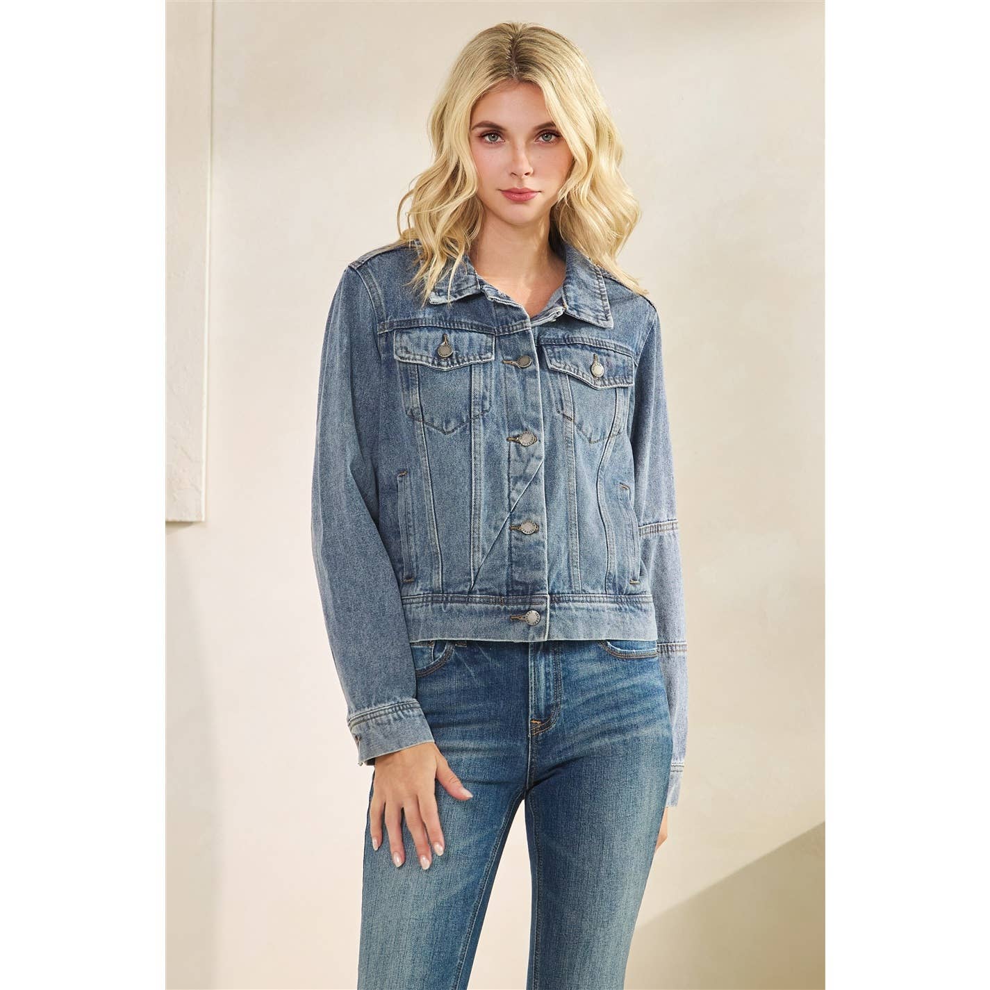 Fitted Denim Jacket with Back Tiger Patch Print: Med Wash