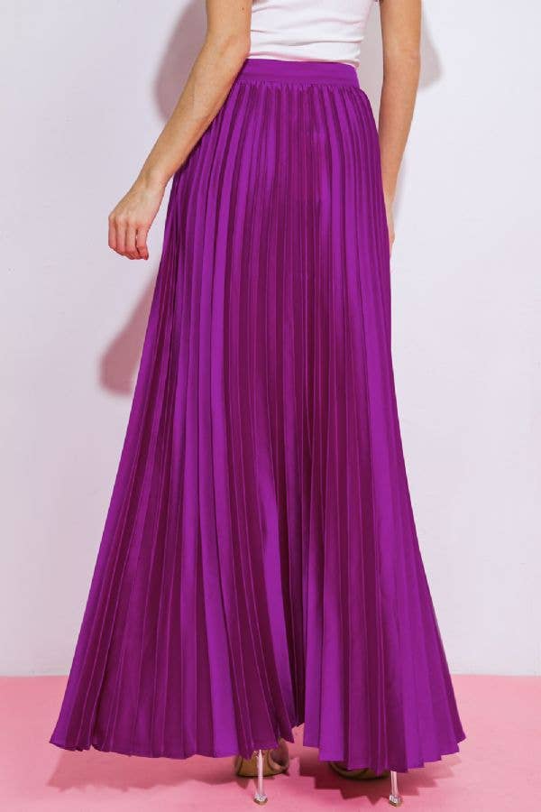 A solid satin fully pleated maxi skirt : MAGENTA